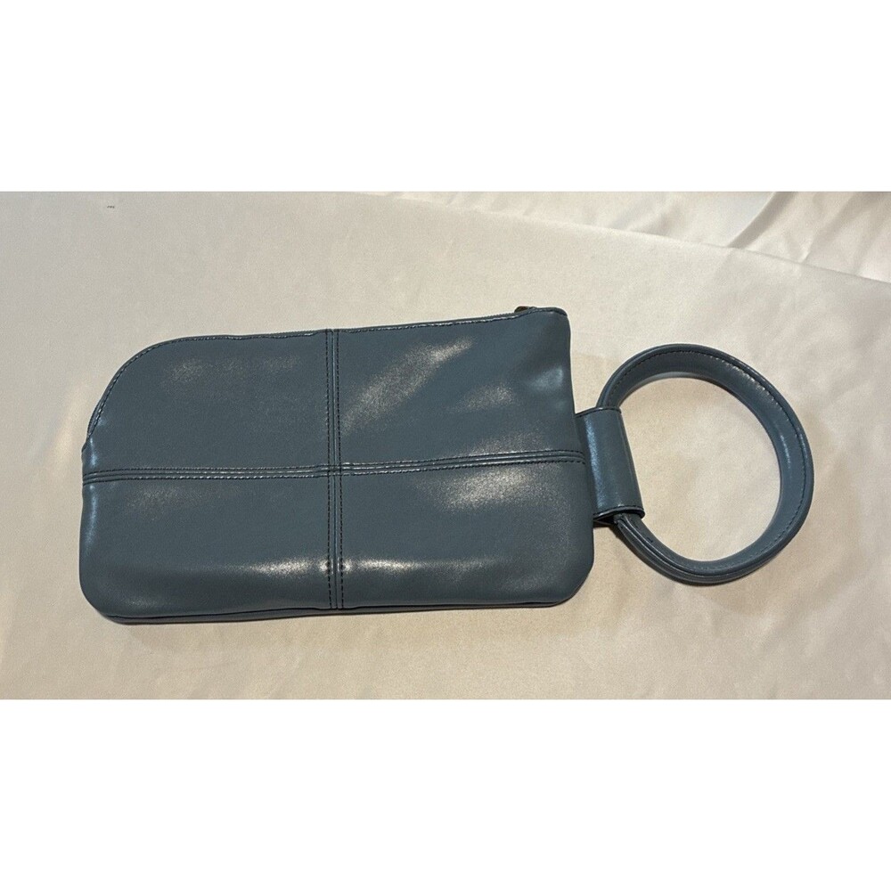 Simply Noelle Blue Faux Leather Ring Wristlet Clutch Wallet Purse Organizer